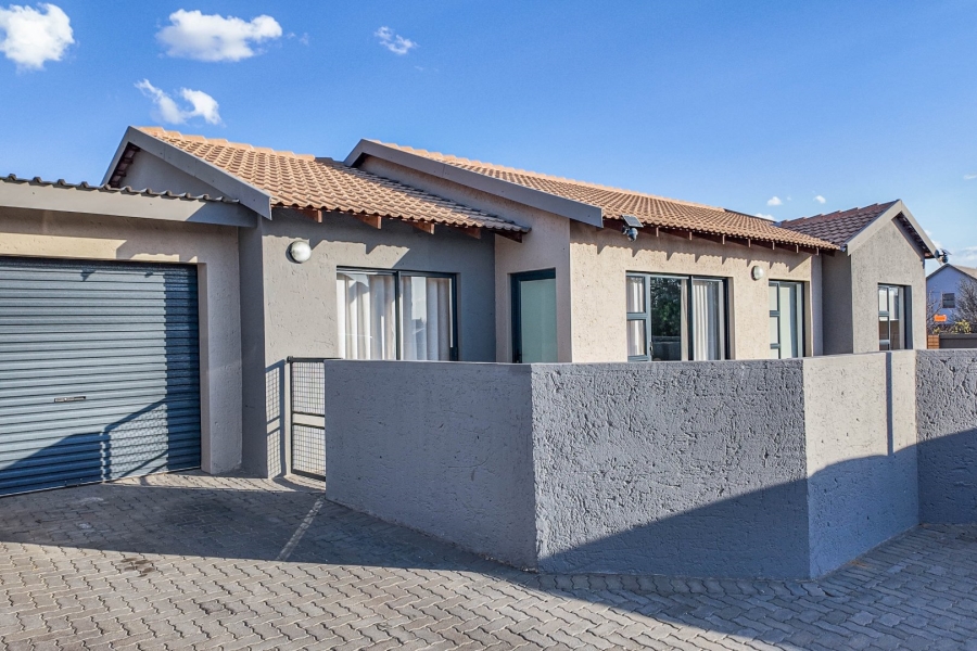 3 Bedroom Property for Sale in Groenvlei Sh Free State